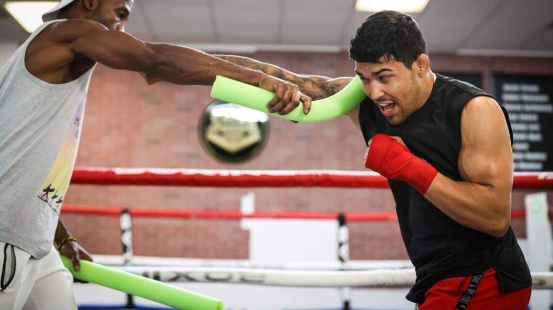 El otro Sean Strickland: el polémico mentor que impulsa el sueño de un peleador cubano en la PFL