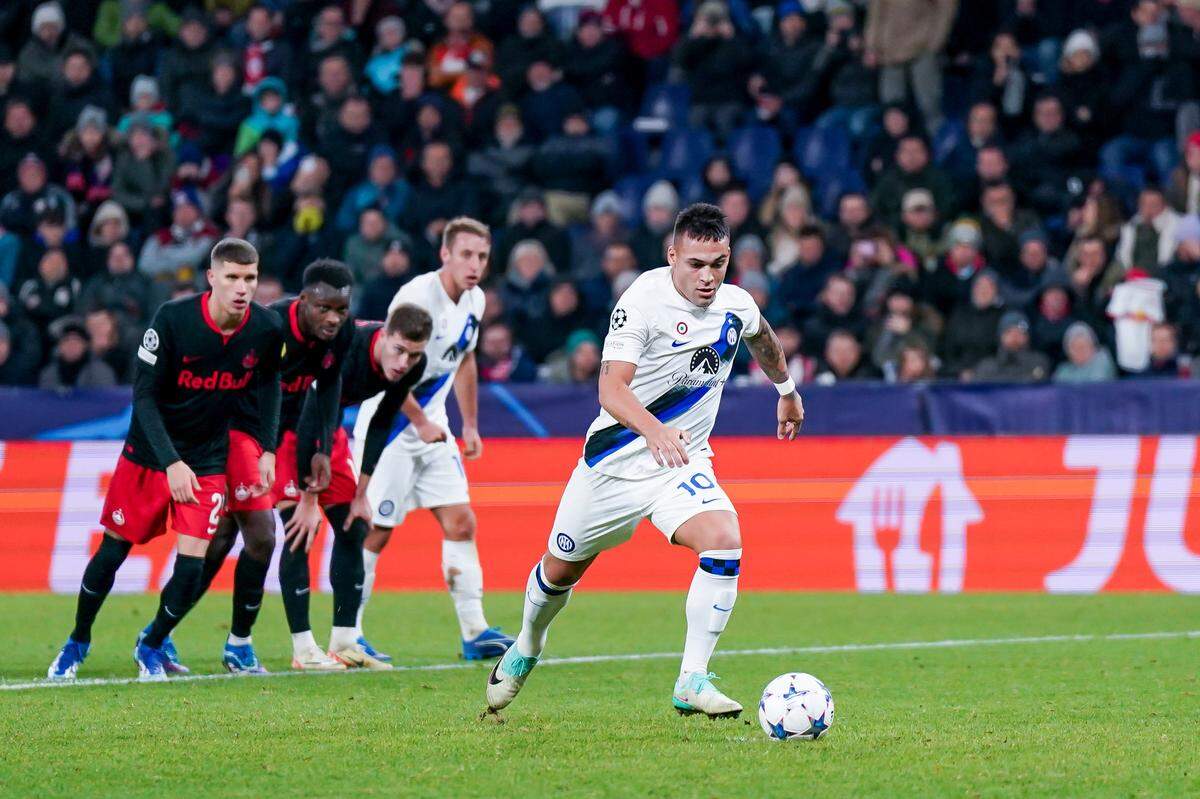 Con un gol de penalti en el minuto 86, el argentino Lautaro Martínez le dio la victoria al Inter de Milán 1-0 ante el Salzburgo, el 8 de noviembre de 2023 en Austria.