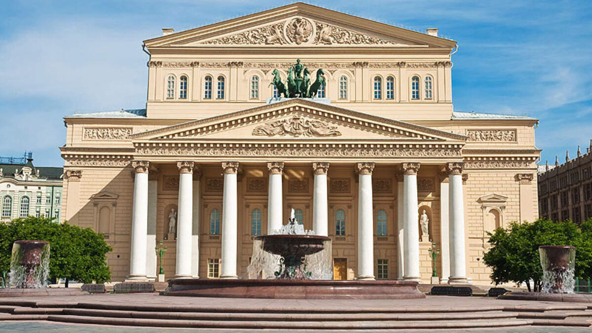 El Teatro Bolshói se fundó en 1776 y el museo se creó hace cien años, aunque “su colección comenzó mucho antes”, según explicó la portavoz de la institución, Katerina Nóvikova.