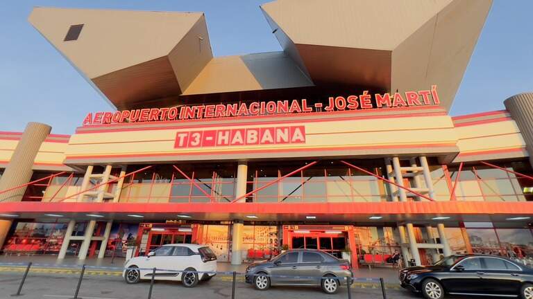Viajes de Miami a Cuba: EEUU alerta sobre posibles afectaciones en acceso a aeropuertos