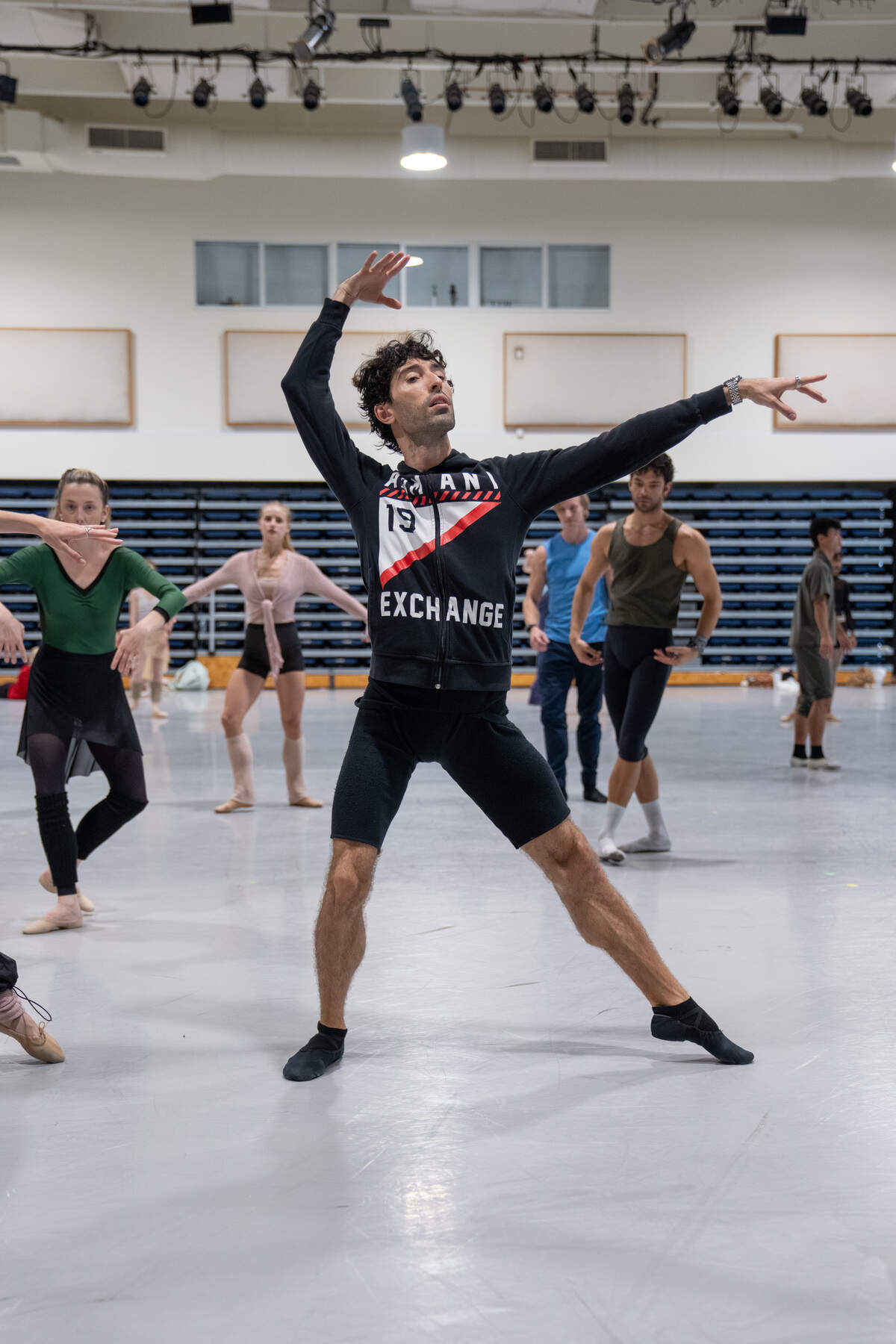 Damián Zamorano en un ensayo de “Deuce Coupe”, coreografía de Twyla Tharp.