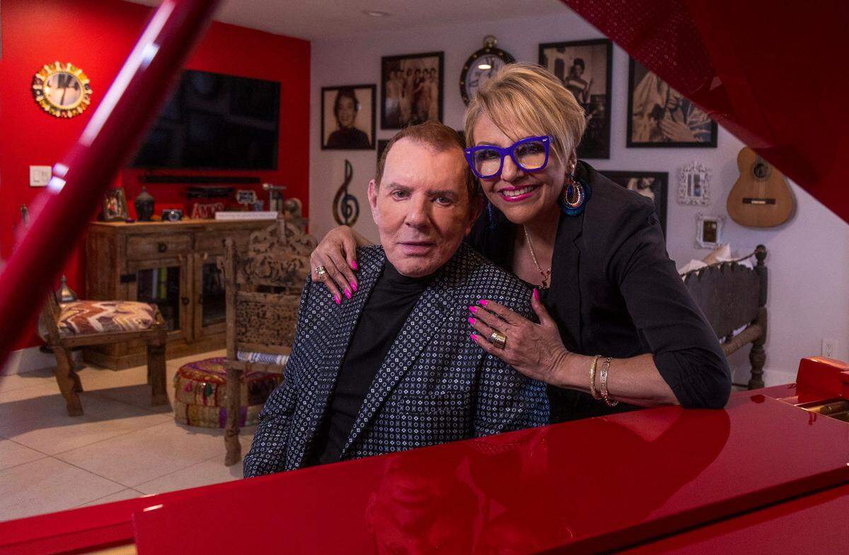 Meme Solis, quien es sin lugar a duda una de las más importantes figuras de la música popular cubana de las últimas décadas, ha encontrado en Malena Burke la compañera perfecta.