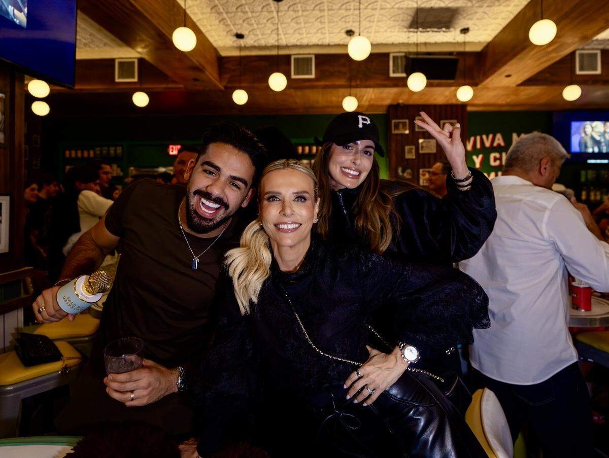 Carlos Adyan, Cata Maya y Marianela Ancheta.