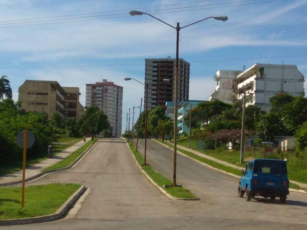 Millones de dólares se gastaron en su construcción, pero el reactor nuclear y la ciudad que lo acompaña, son solo una reliquia de la era soviética