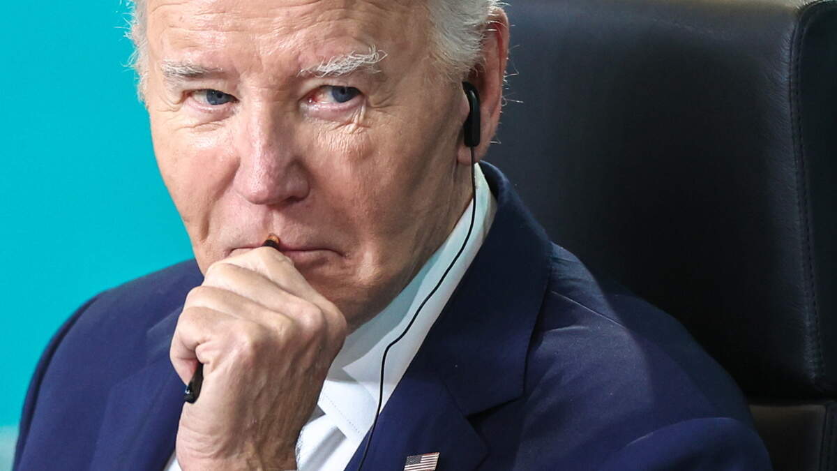 El presidente de Estados Unidos, Joe Biden, participa en la cumbre de APEC en Lima, Perú, el viernes 15 de noviembre de 2024. APEC son las siglas en inglés del acuerdo de Cooperación Económica Asia-Pacífico.