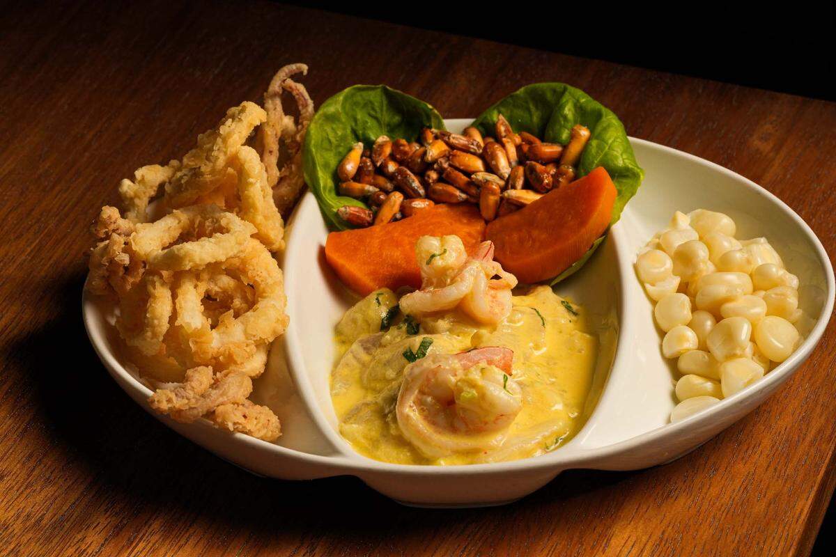 Deliciosos camarones y calamares.