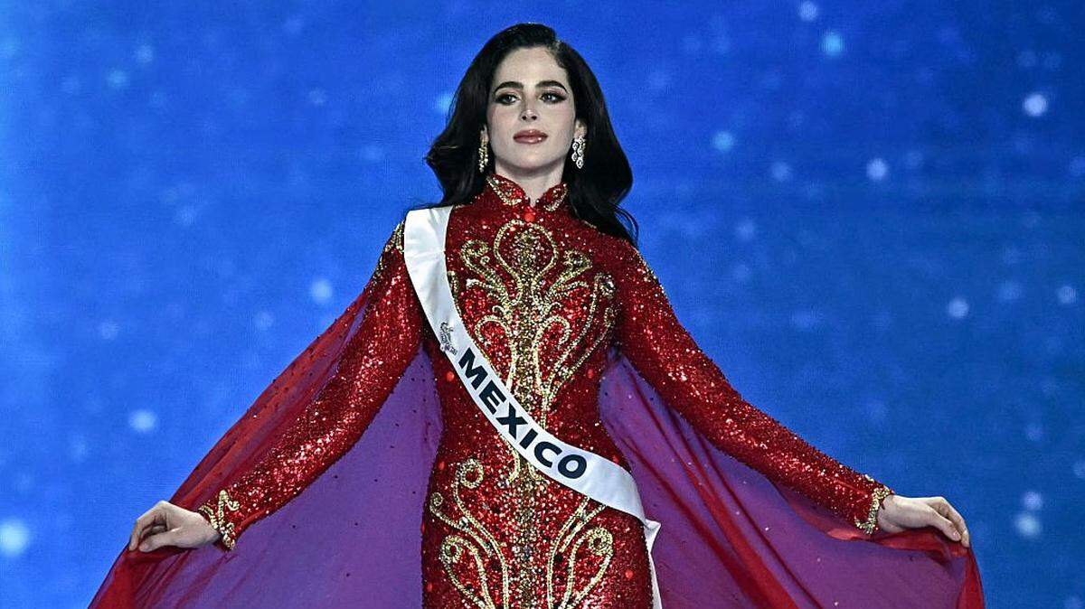 TOPSHOT - Miss Mexico Fatima Bosch takes part in the final competition of the 2025 Miss Universe pageant in Nonthaburi, north of Bangkok, on November 21, 2025. (Photo by Lillian SUWANRUMPHA / AFP) (Photo by LILLIAN SUWANRUMPHA/AFP via Getty Images)