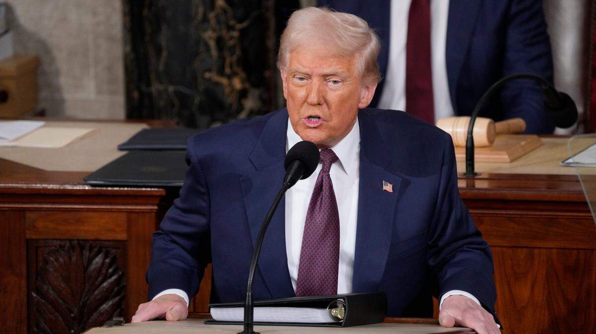 El presidente de Estados Unidos, Donald Trump, pronunció el discurso más largo de un mandatario ante el Congreso, el 4 de marzo de 2025 en Washington, DC. 