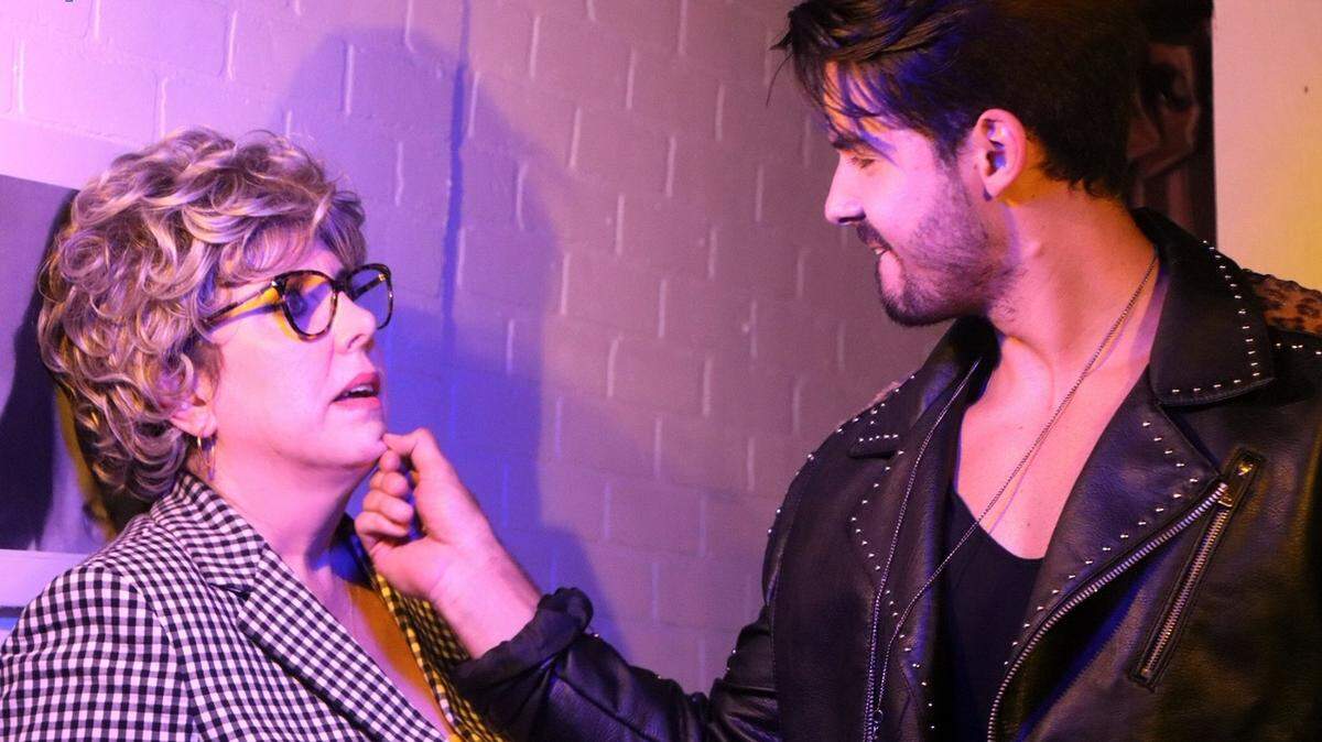 Julie de Grandy y Pipe Santa comparten protagónicos en ‘Gigoló’.