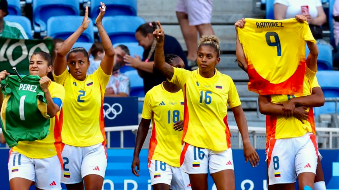 Colombia gana con autoridad y vuelve a la pelea en el fútbol femenino olímpico