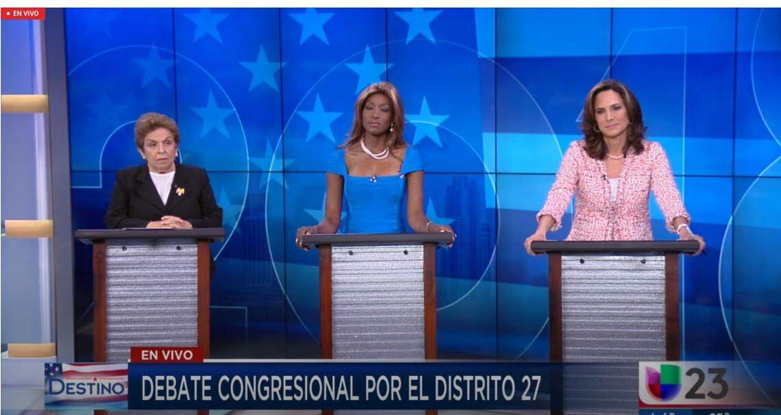 Las candidatas Donna Shalala (demócrata), Mayra Joli (independiente) y María Elvira Salazar, durante el debate que se realizó este martes 16 de octubre organizado por Univision.