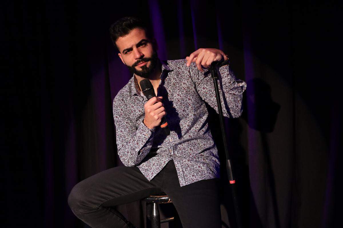 El humorista venezolano Kabeto se presenta en la sala Catarsis del Teatro Trail.