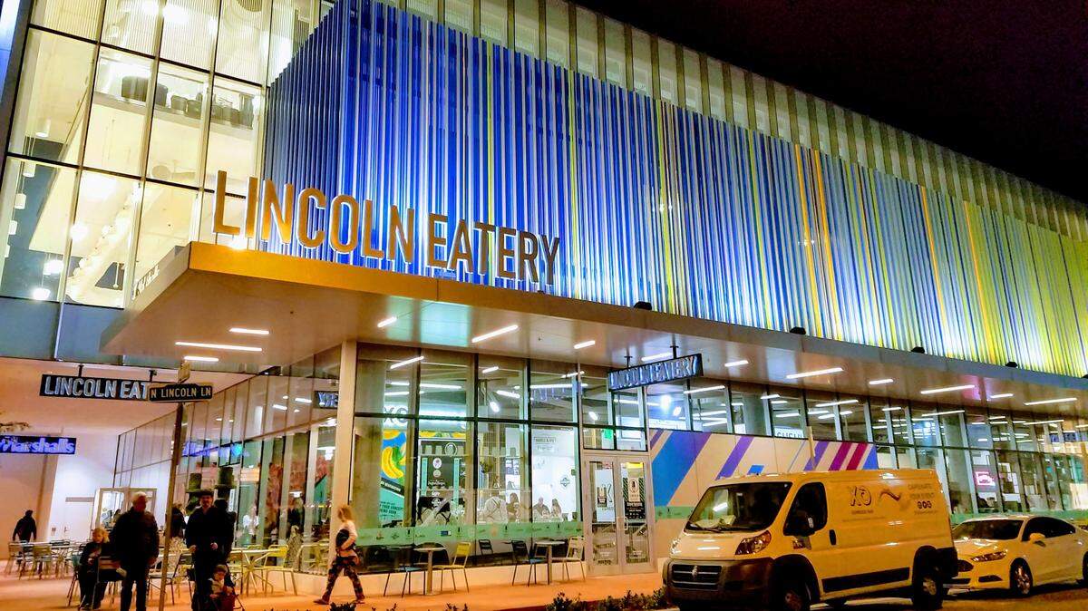 The South Beach food hall Lincoln Eatery is welcoming new concepts this summer.