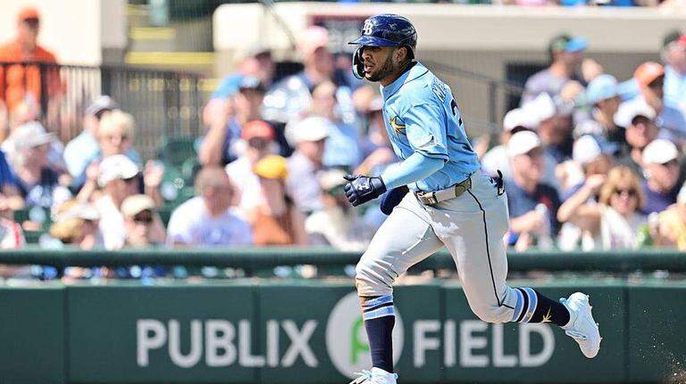 Pelotero cubano recibe otra oportunidad en Grandes Ligas y Tampa Bay apuesta por su madurez