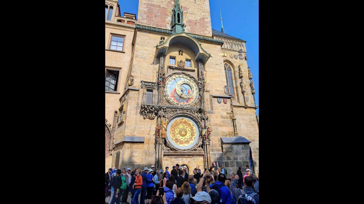 El famoso reloj astronómico Orloj, el más antiguo de toda Europa.
