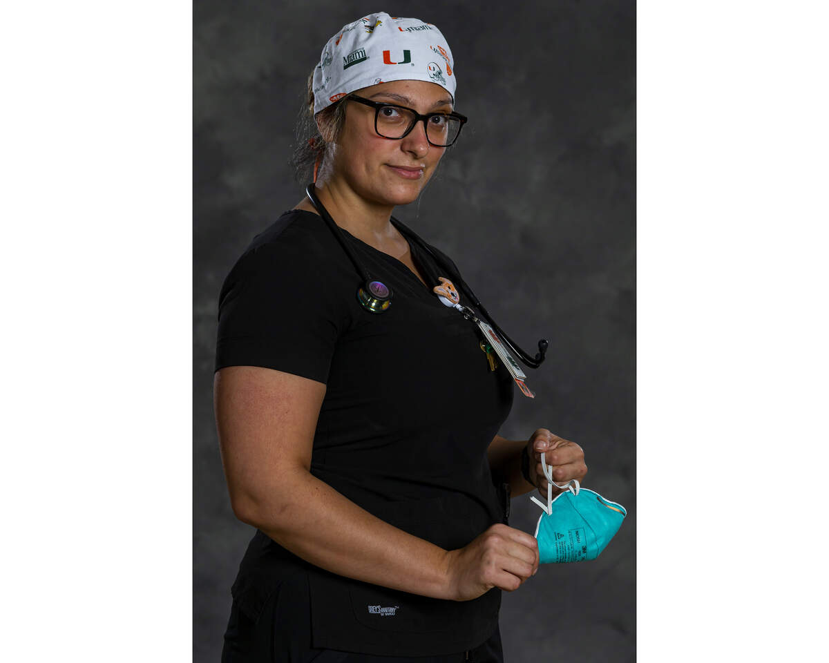Jessilyn Morales, enfermera registrada, Emergencias, University of Miami Health System.