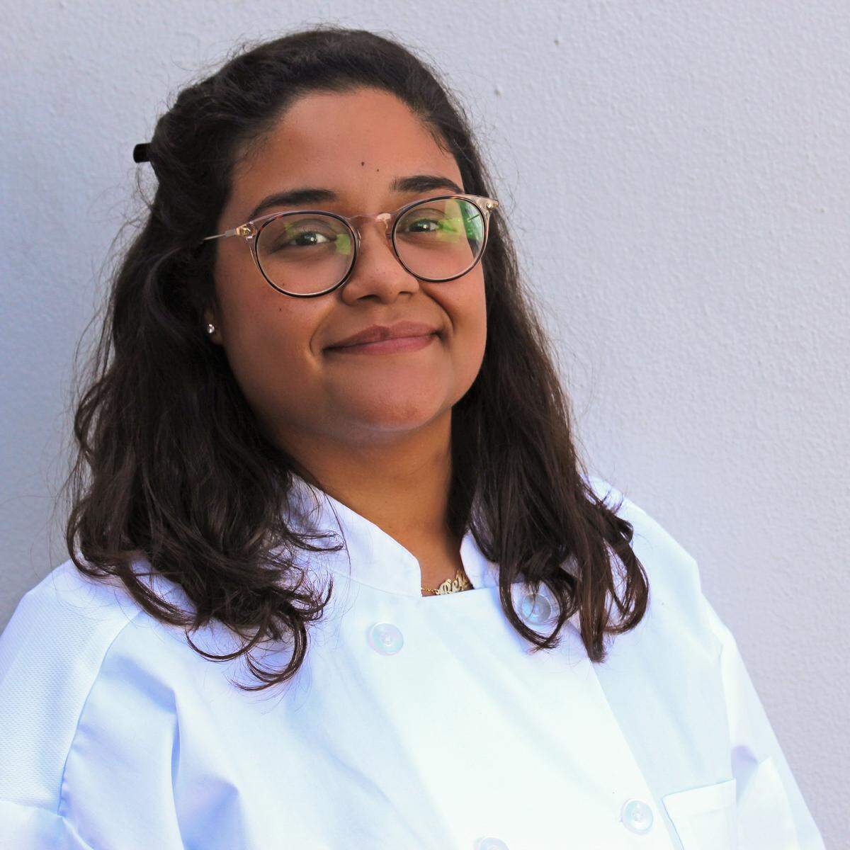 Betsy Rivera, Chef Pastelera Ejecutiva de Vicky Bakery.