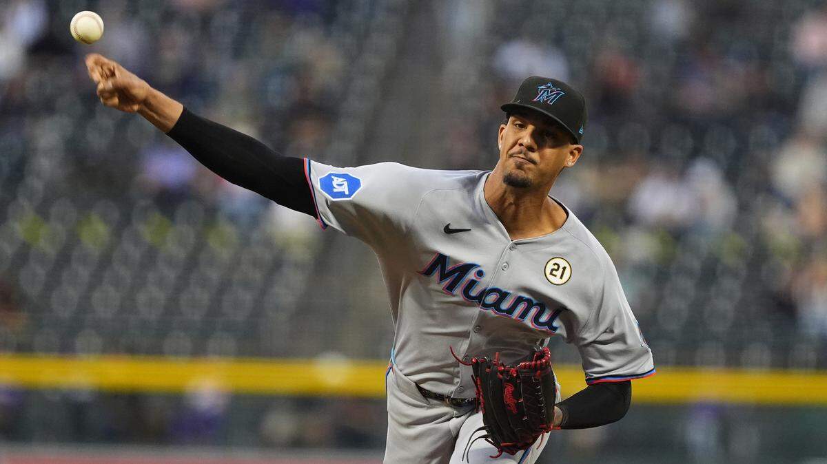 Sep 16, 2025; Denver, Colorado, USA; Miami Marlins pitcher Eury Perez (39) delivers a pitch in the first inning against the Colorado Rockies at Coors Field. Mandatory Credit: Ron Chenoy-Imagn Images