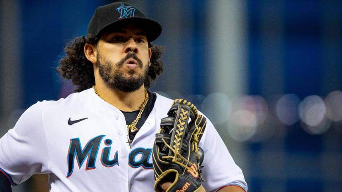 orge Alfaro siempre se ha visto, se ve y se verá como un receptor. Que los Miami Marlins lo lleven por otro camino, ya esa es una historia diferente, pero el colombiano hará todo lo que esté a su alcance por mantener su puesto .