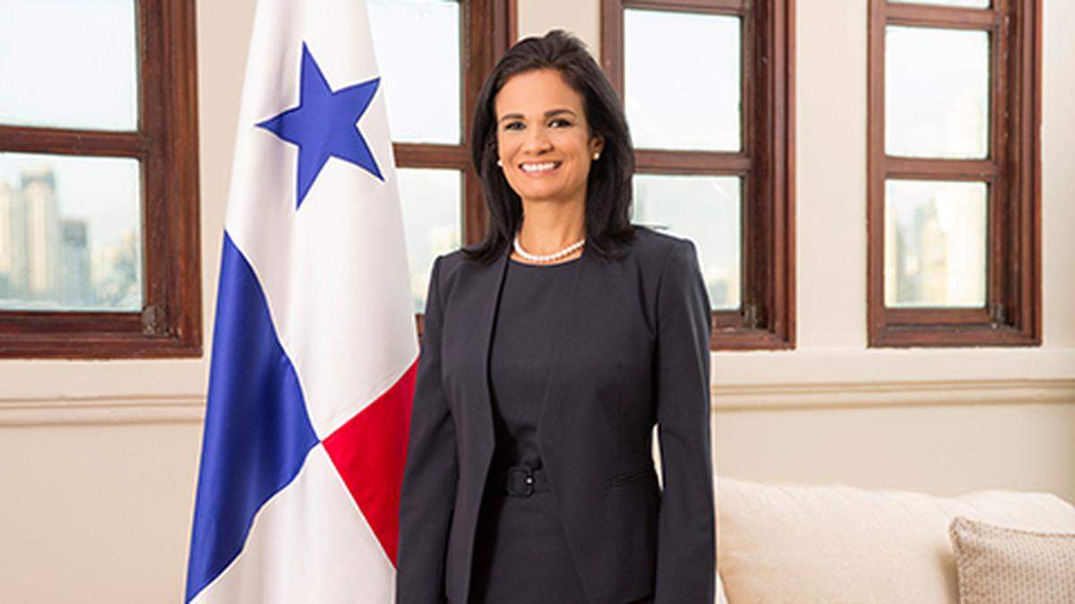 Isabel de Saint Malo de Alvarado, vicepresidenta y canciller de Panamá, recibirá el premio de Negocios Bravo “Líder Innovadora del Año” en la cuarta edición de esos galardones que se realizará el próximo 2 de noviembre en Miami.