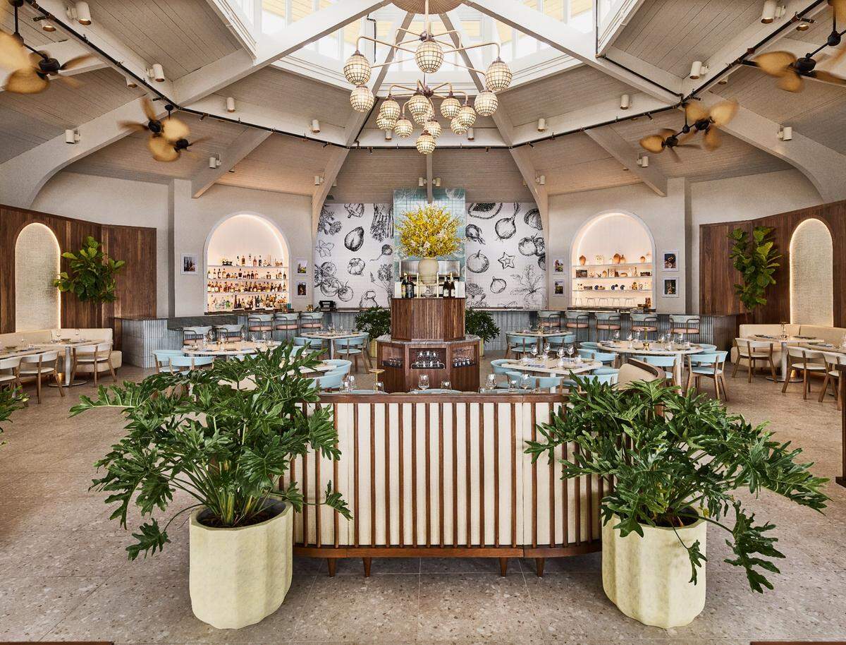 El restaurante Salt + Ash en Hawks Cay Resort. Este resort en los Cayos de Florida ofrece descuentos de hasta el 20% para residentes, y también cenas con el chef Jeremy Ford.