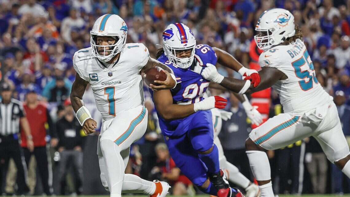 Entrenador de los Dolphins defiende a Tua a capa y espada y afirma que solo hay algunas cosas por mejorar