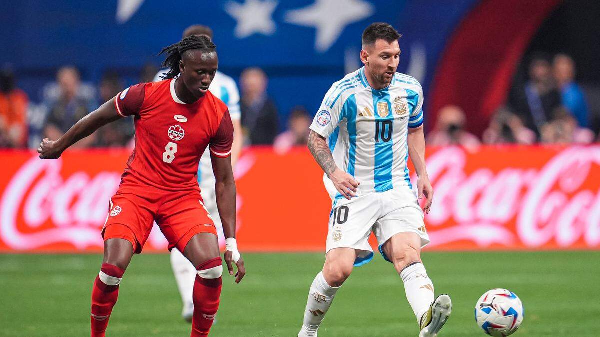 El astro argentino Lionel Messi se convirtió este jueves, con 36 años, en el futbolista con más partidos disputados en la historia de la Copa América al alcanzar la cifra de 35 presencias, en la apertura de la cita de Estados Unidos-2024 ante Canadá.