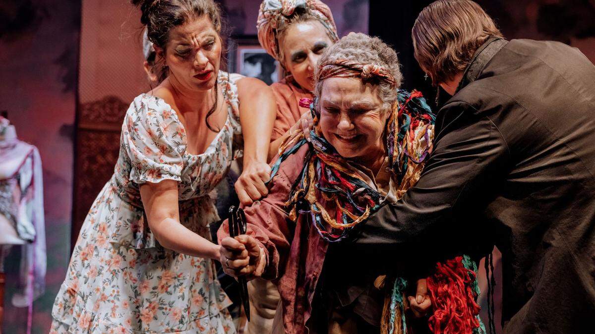 Próximo estreno de Artefactus: ‘Las señoras de la casa’.