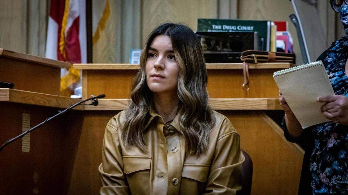 La influencer y actriz mexicana, Ana Araujo, esposa del actor mexicano Pablo Lyle, declara en juicio en Miami.
