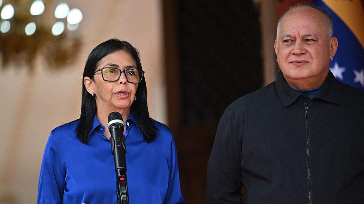 El ministro del Interior de Venezuela Diosdado Cabello afirmó que existe una campaña de descrédito impulsada por la oposición en contra del gobierno interino de Delcy Rodríguez que apunta a dividir a sus miembros.