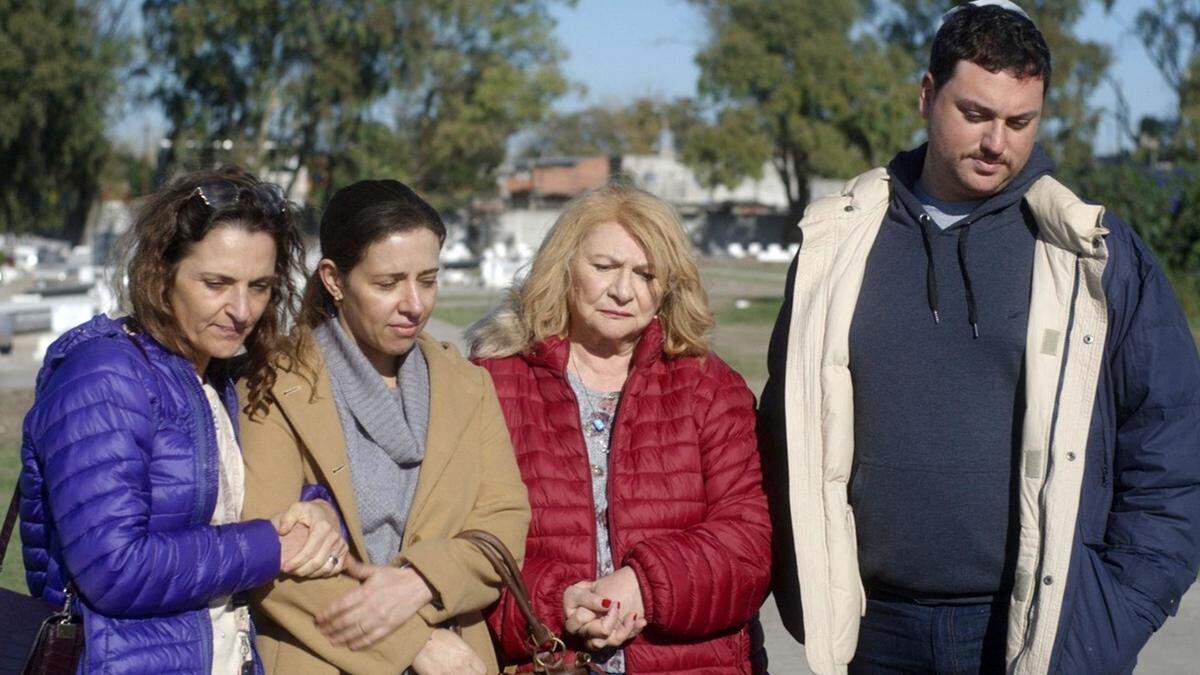 “Los domingos mueren más personas” es otro de los largometrajes incluidos en el programa dedicado al cine argentino. Su protagonista, Iair Said, es también su guionista y director.
