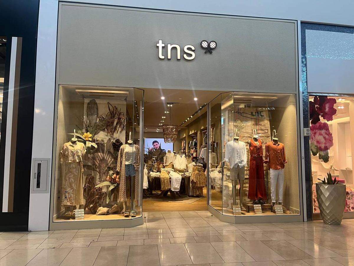 tns, tienda que vende moda colombiana, abrió en el Dadeland Mall en julio de 2024.