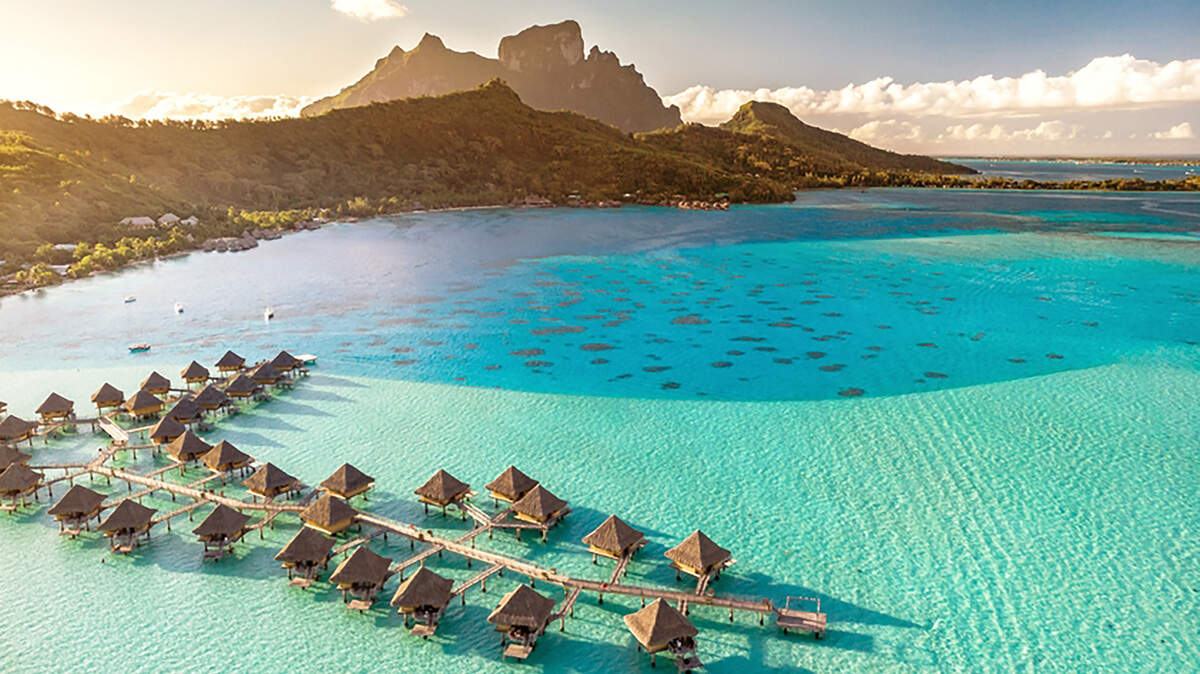 Bora Bora, isla en Polinesia Francesa, es el paraíso del snorkel y el buceo.