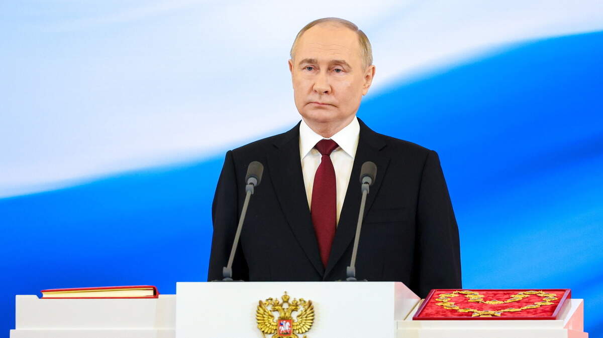El presidente de Rusia, Vladimir Putin, presta juramento durante una ceremonia de inauguración en el Gran Palacio del Kremlin. Mikhail Klimentyev/Oficina de Información y Prensa Presidencial de Rusia/TASS/Sipa USA
