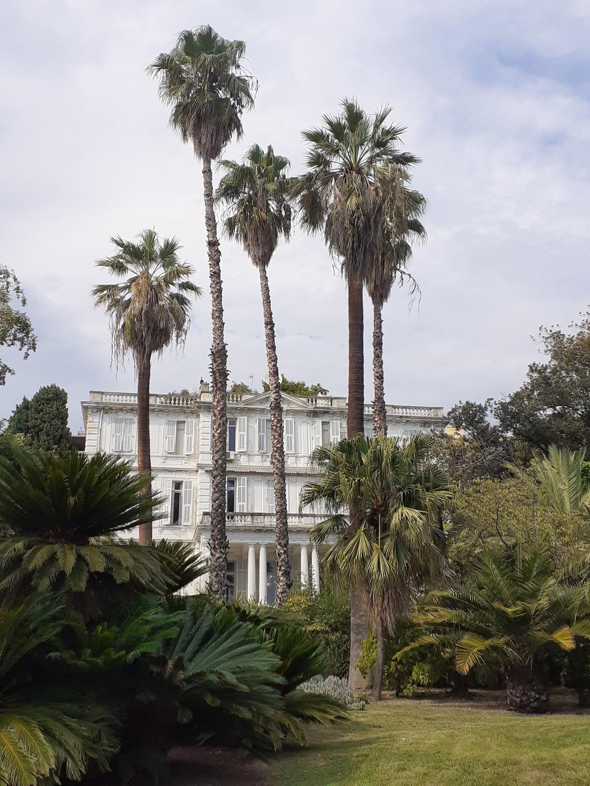 La Villa Zirio y sus jardines, sede de la orquesta sinfónica de San Remo.