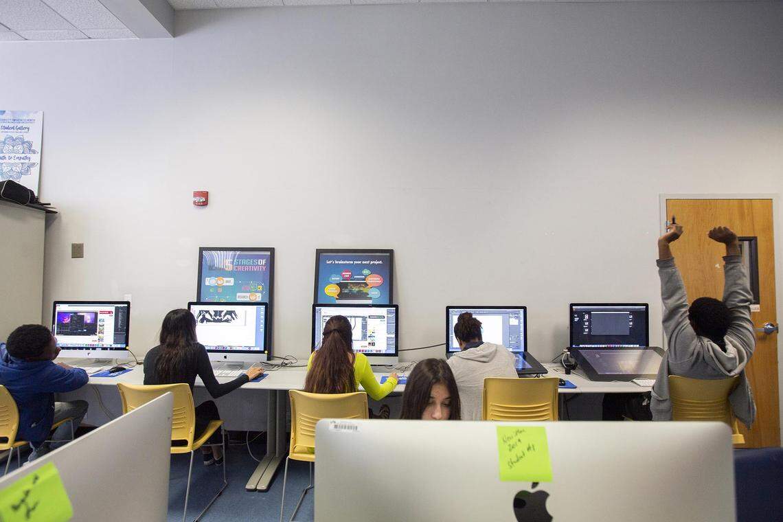 Algunos estudiantes son elegibles para solicitar el programa Seguridad de Ingreso Suplementario (SSI, por sus siglas en inglés).