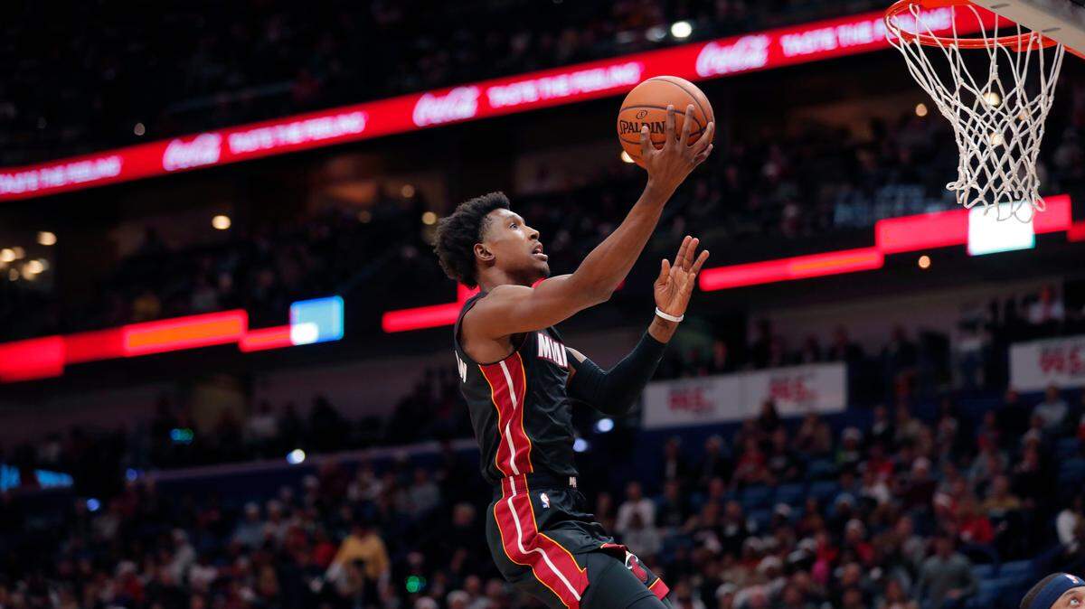 Josh Richardson anotó 22 puntos para liderar la ofensiva de Miami que se impuso el domingo 102-96 a los Pelicans.