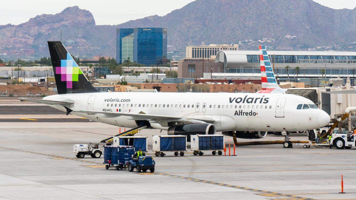 La aerolínea de bajo costo Volaris El Salvador inauguró cuatro vuelos semanales sin escalas entre San Salvador y Miami.
