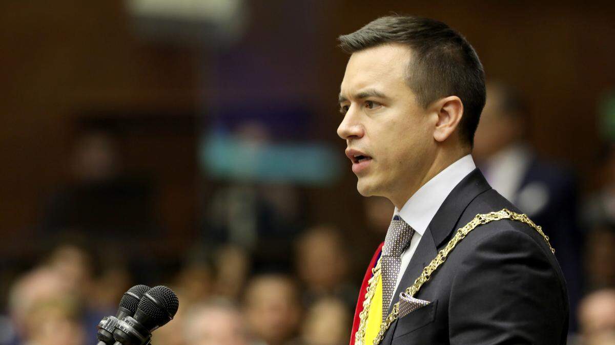 Foto de archivo de Daniel Noboa dando un discurso después de jurar como presidente de Ecuador, el 24 de noviembre de 2023, en Quito.