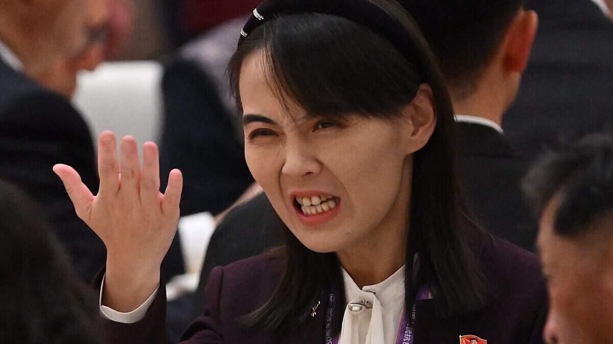 Kim Yo Jong, hermana del líder de Corea del Norte Kim Jong Un, asiste a una recepción en el Gran Salón del Pueblo tras un desfile militar que marcó el 80.º aniversario de la victoria sobre Japón y el fin de la Segunda Guerra Mundial, en Beijing, el 3 de septiembre de 2025.