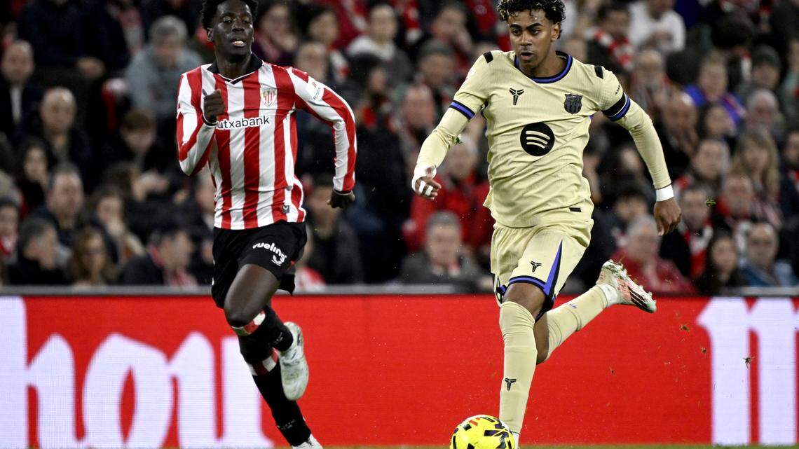 Un golazo de Lamine Yamal afianza al Barcelona en el liderato