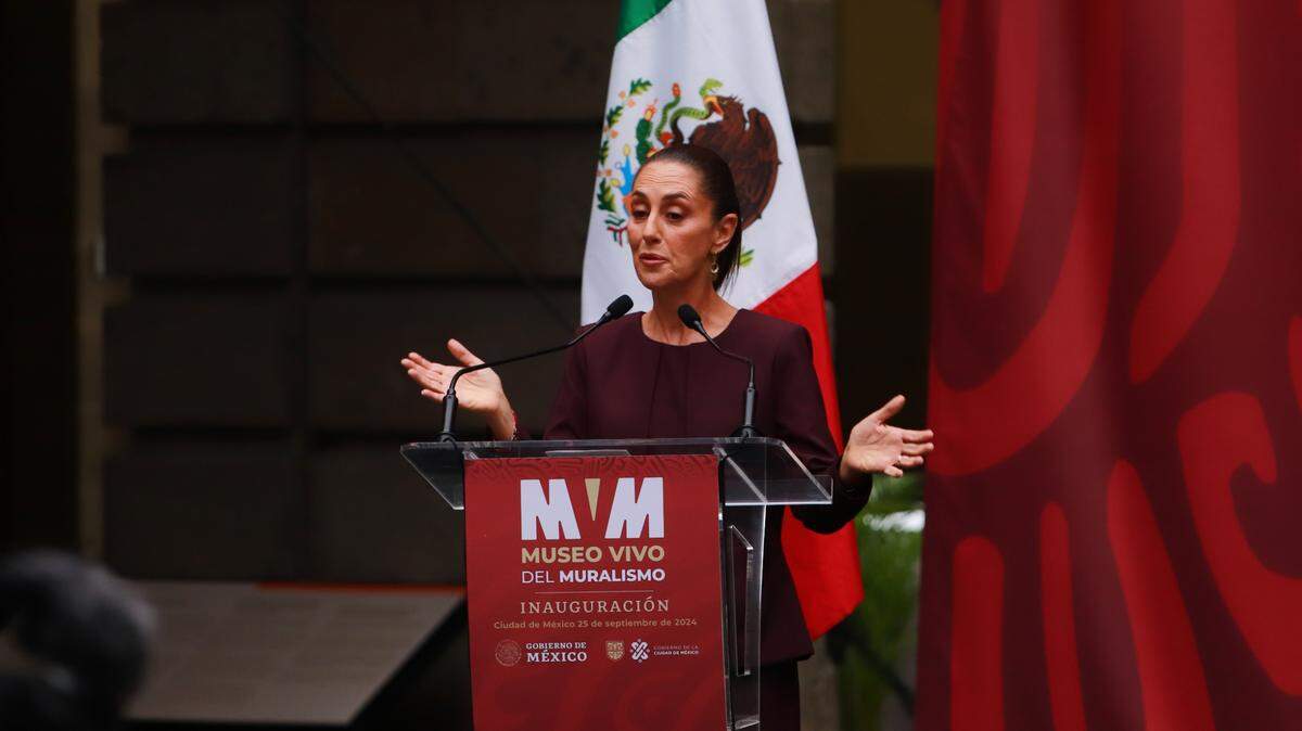 La presidenta electa de México, Claudia Sheinbaum, da un discurso durante la inauguración del Museo Vivo del Muralismo, en Ciudad de México, el miércoles 25 de septiembre de 2024.
