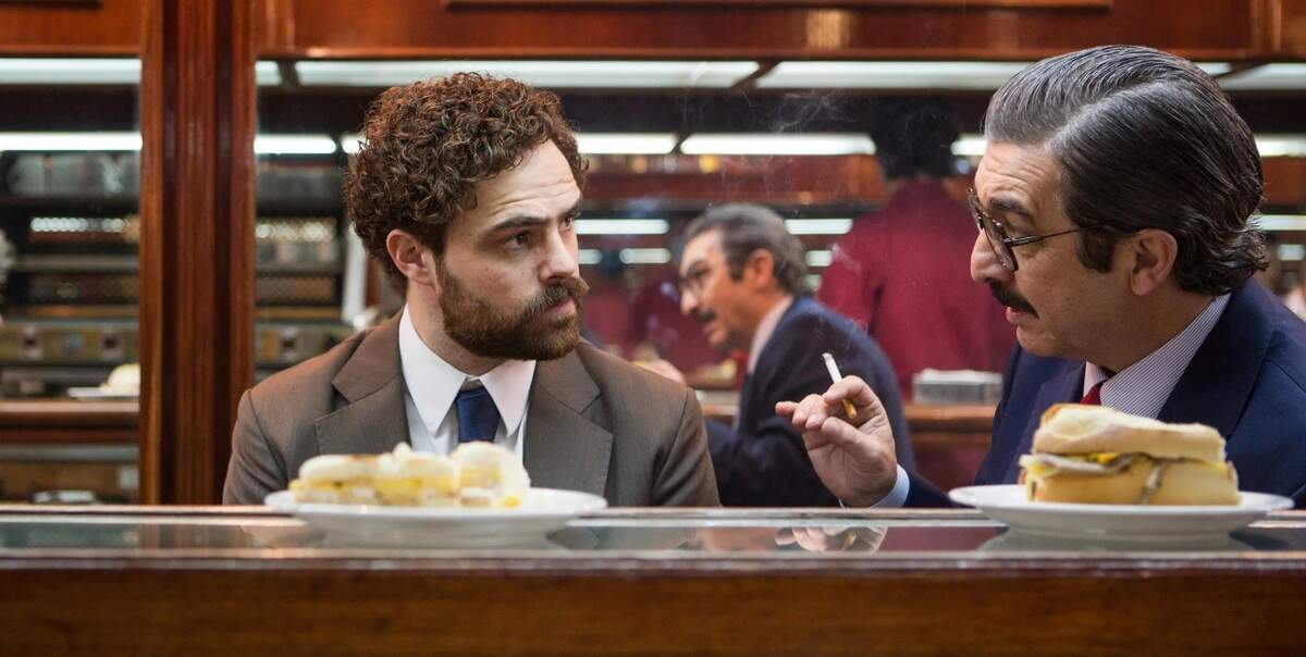 El Teatro Tower continúa con la proyección del drama histórico ‘Argentina, 1985’ (2022) con la actuación de Ricardo Darín y Peter Lanzani.​