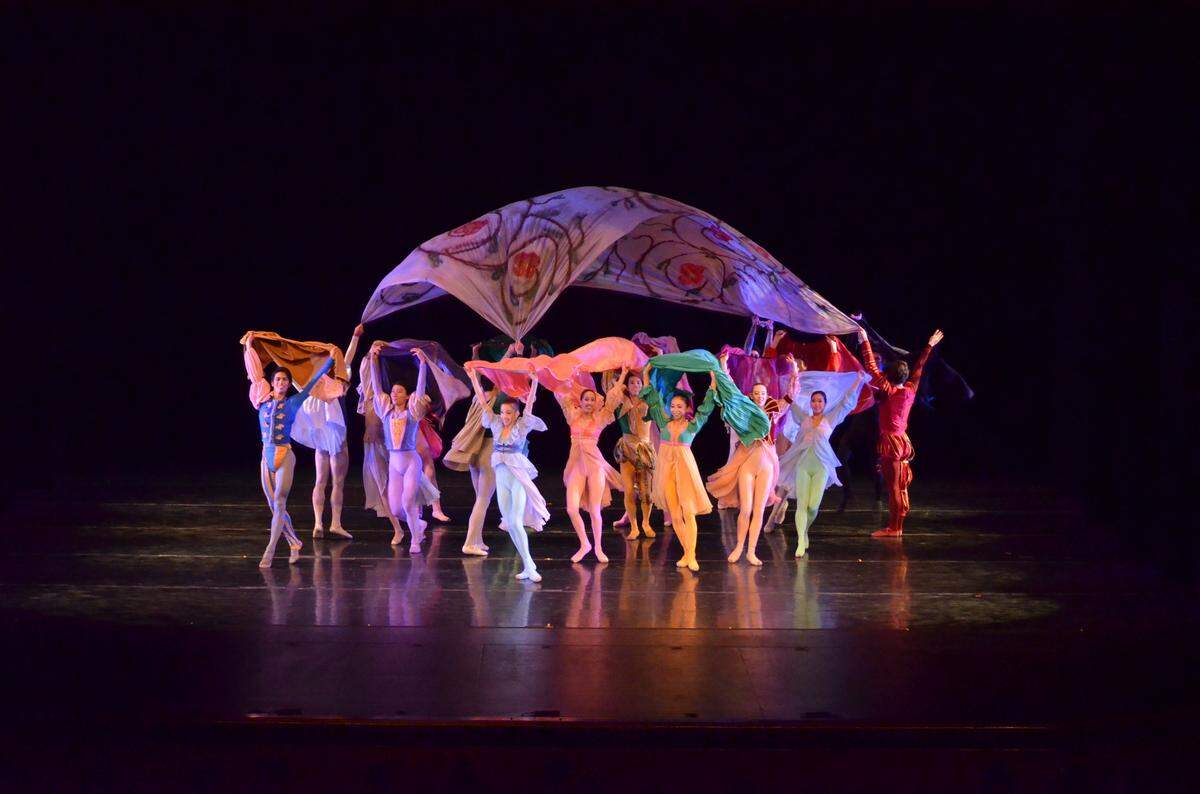 Arts Ballet Theatre of Florida en “Pentimento”, coreografía de Vicente Nebrada. 