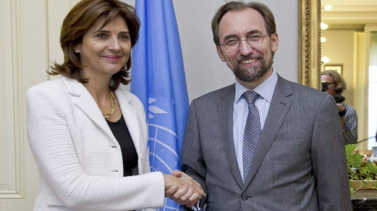La canciller colombiana María Ángela Holguín se reúne con Zeid Ra'ad al Hussein, alto comisionado de Naciones Unidas para los Derechos Humanos, el lunes 7 de septiembre en Ginebra, Suiza. 