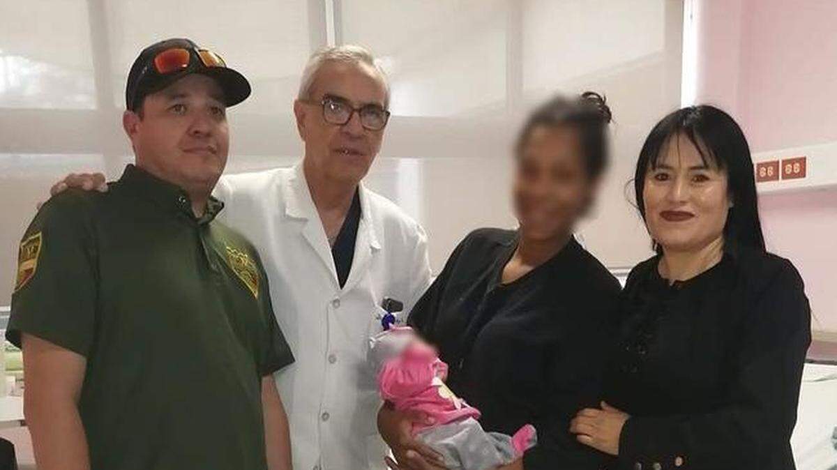 Una venezolana aguantó por días el dolor de labor de parto con la esperanza de llegar a la frontera de México con EEUU, pero el 25 de agosto fue llevada de urgencias a un hospital donde vio nacer a su tercer hijo.