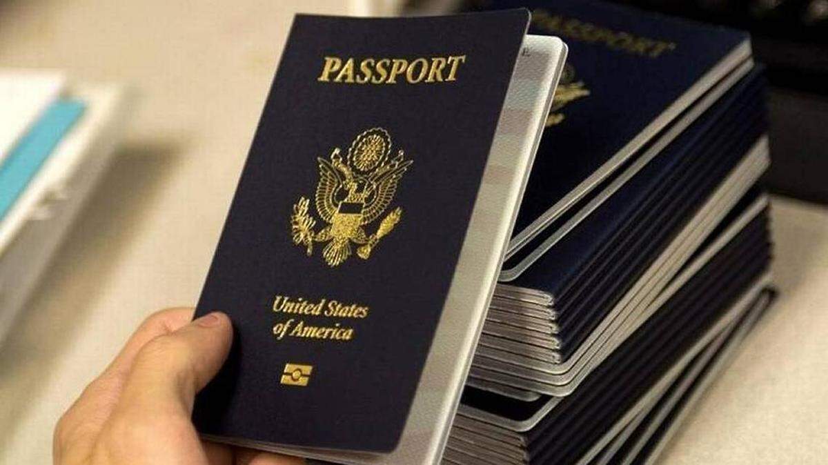 El pasaporte estadounidense se ubicó en el 5o. puesto, con 186 países libres de visa.