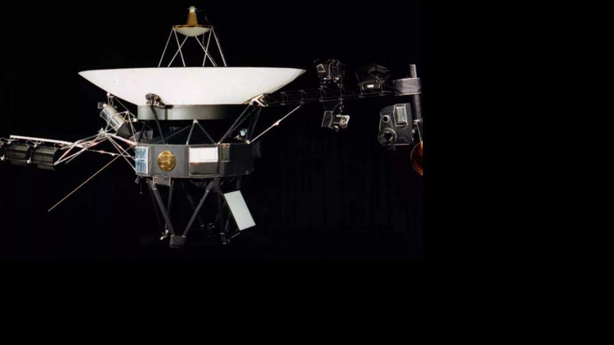 Voyager 1 continúa enviando datos a la NASA diariamente. La nave espacial alcanzó el espacio interestelar en agosto de 2012. NASA