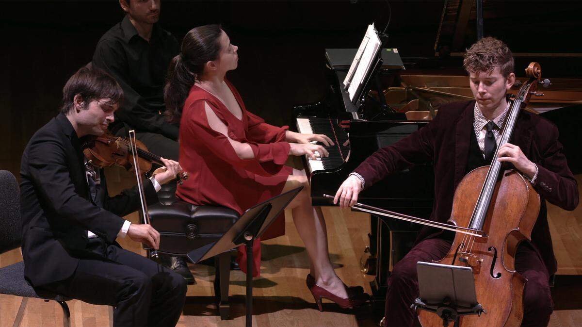Marina Radiushina, Francisco Fullana y Joshua Roman.