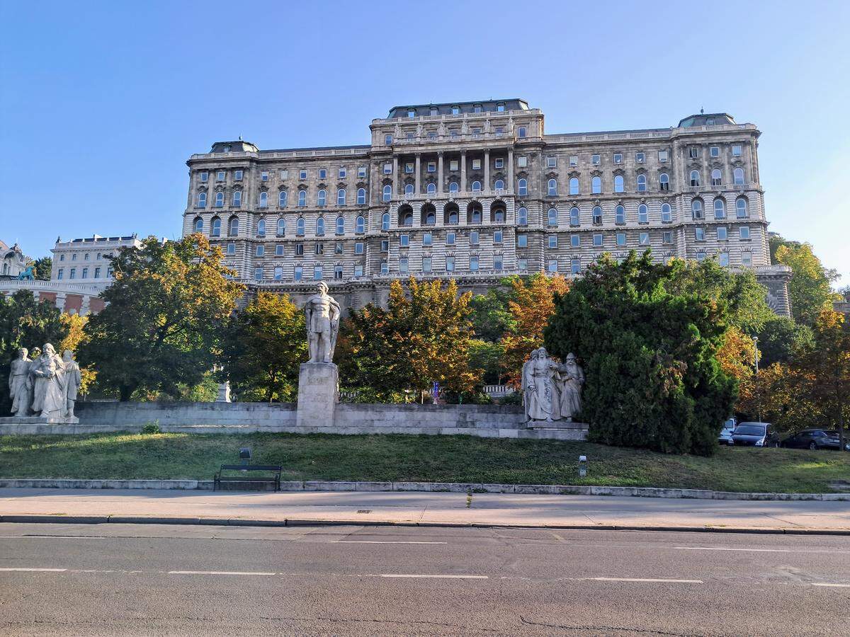 El Castillo de Buda alberga la Biblioteca Nacional de Hungría.